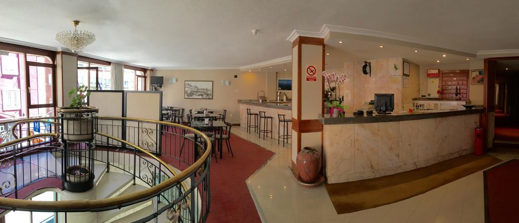 Hotel La Ronda Castro Urdiales Exterior photo